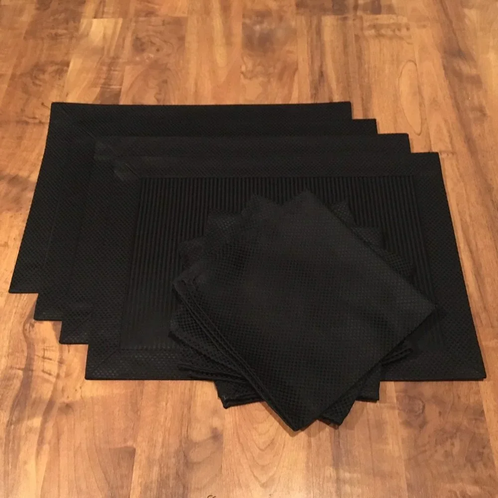 Placemat and Napkin Set - Black - Set of Four (4)
